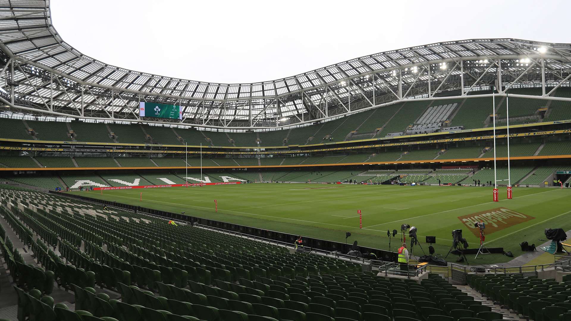 球队过于依 球队过于依