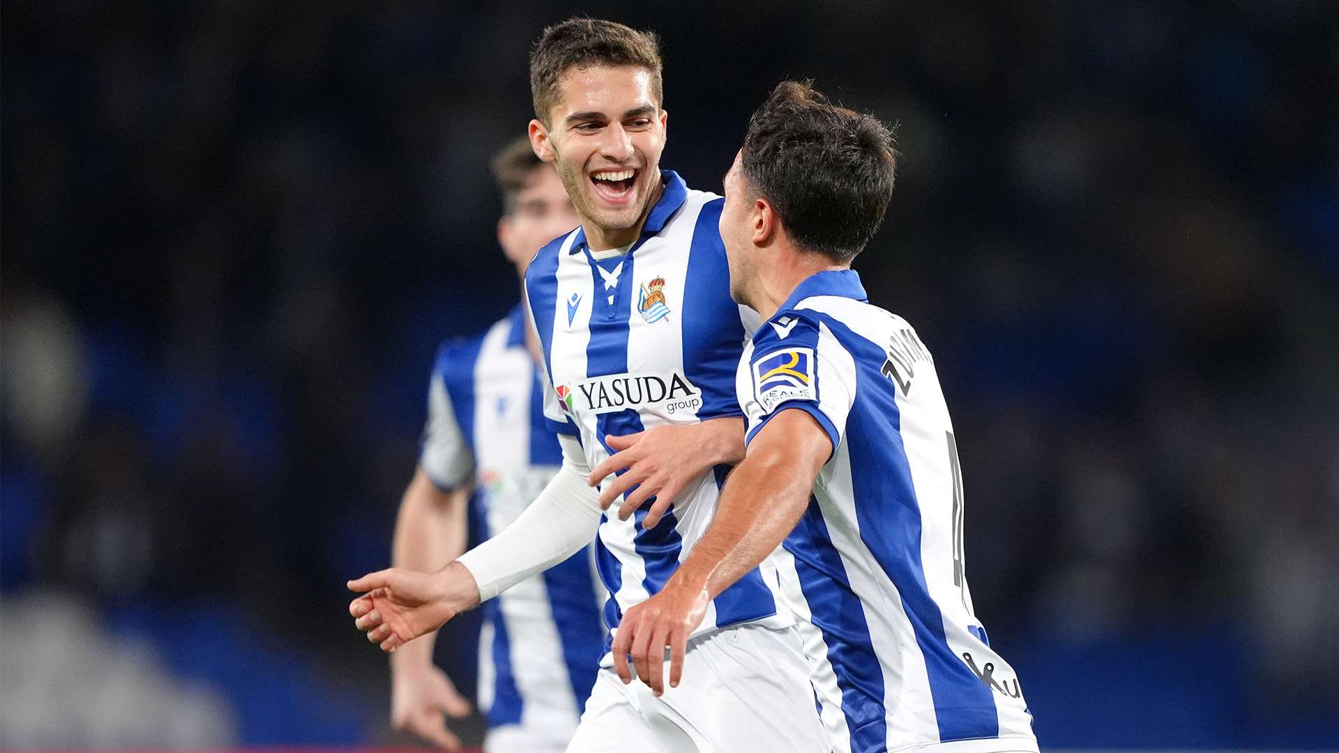 队意识则是 队意识则是